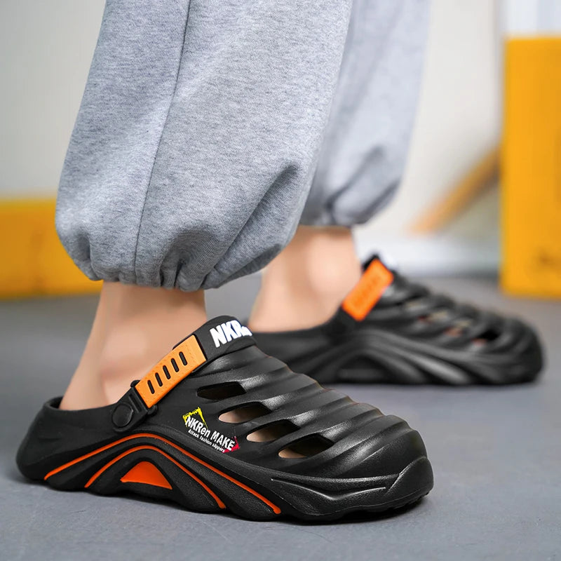 2025 Summer New Men's Slippers Comfortable Casual Slippers Outdoor Non Slip Thick Soled  Beach Non Slip Durable Daily Sandals