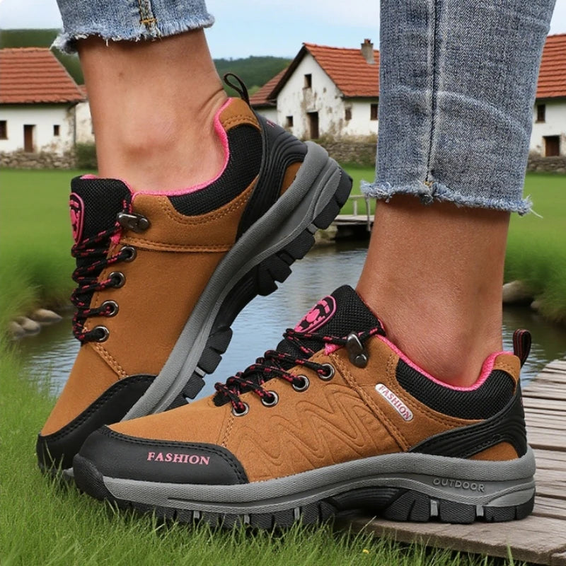 Fashionable Women's Sneakers Luxurious Platform Waterproof Design Off-road Hiking Shoes Breathable Outdoor Camping Running Shoes