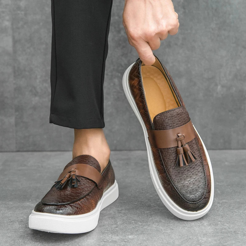 Fashionable Tassel Shoes From The United States Men Casual Comfortable Casual Shoes Men Business Travel Driving Shoes in 38-46