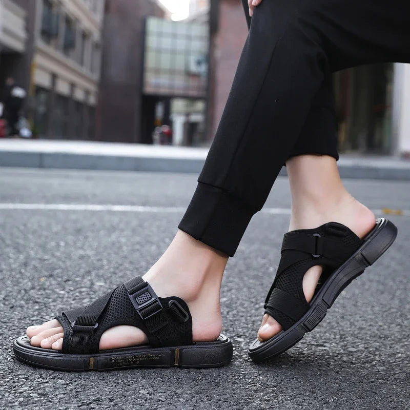 Men's Sandals Comfortable Anti Slip Soled Men's Shoes Breathable Versatile Beach Shoes Lightweight Fashionable Casual Slippers