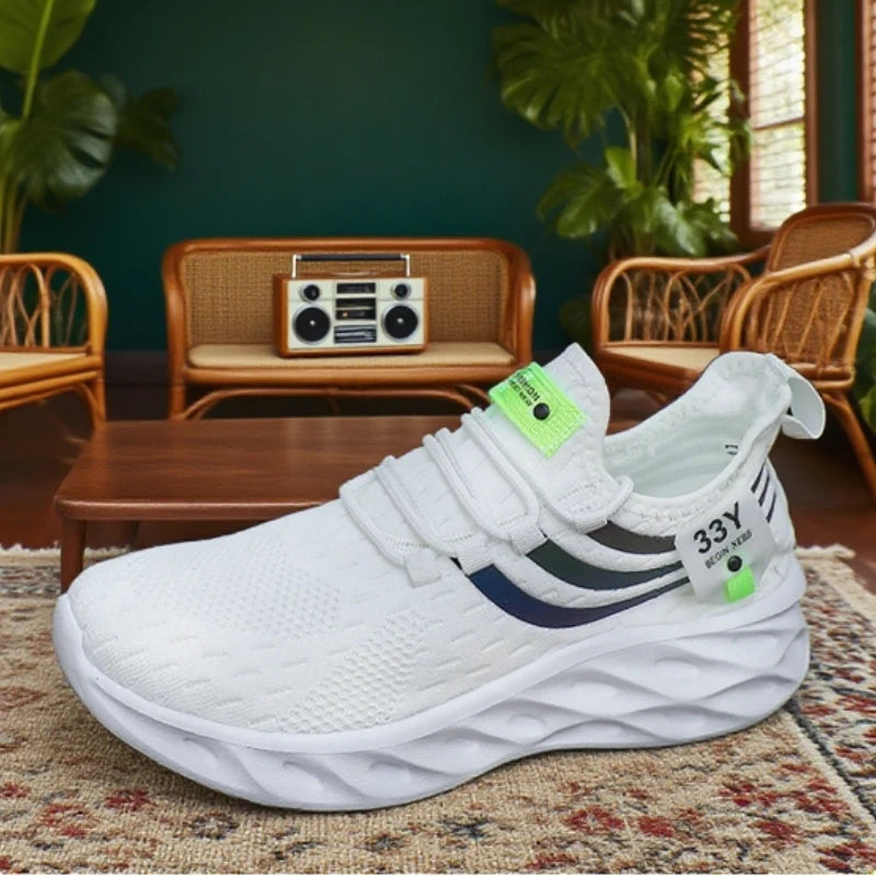 Trending Men's Running Shoe New Large Size Women Design Breathable Height Increasing Sneakers Soft Soled Cushioned Mesh Sneakers