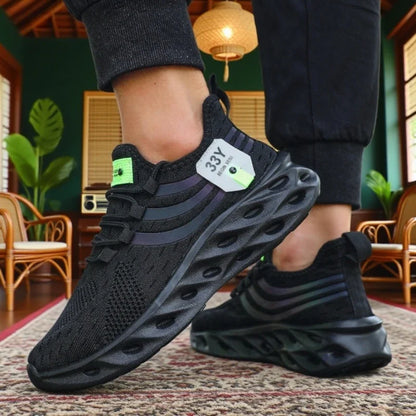 Trending Men's Running Shoe New Large Size Women Design Breathable Height Increasing Sneakers Soft Soled Cushioned Mesh Sneakers